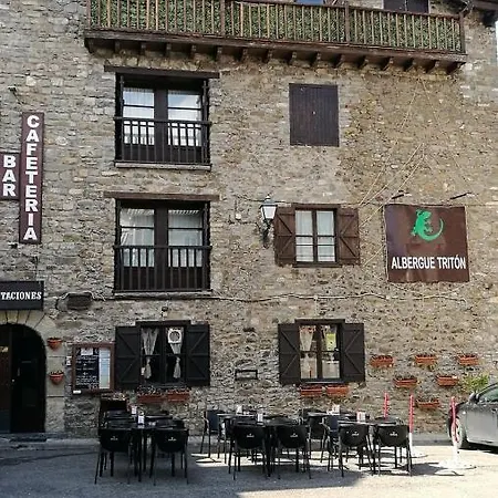 Cama Hab Compartida - Triton Hostal Villanúa