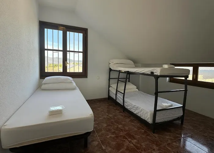 Cama Hab Compartida - Triton Villanúa