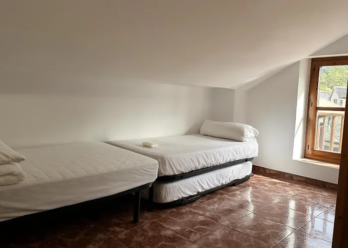 Vandrarhem Cama Hab Compartida - Triton